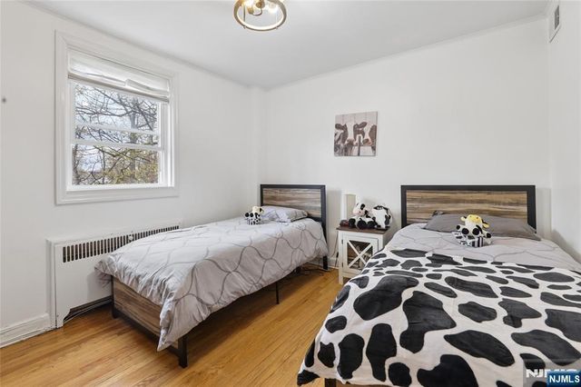 86 Crescent Avenue, Passaic, NJ 07055