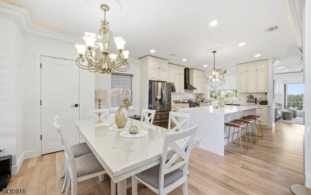 25 Mayfair Pl, Clifton City, NJ 07013
