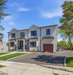 25 Mayfair Pl, Clifton City, NJ 07013