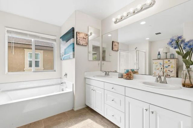 35461 Brown Galloway Ln, Fallbrook, CA 92028