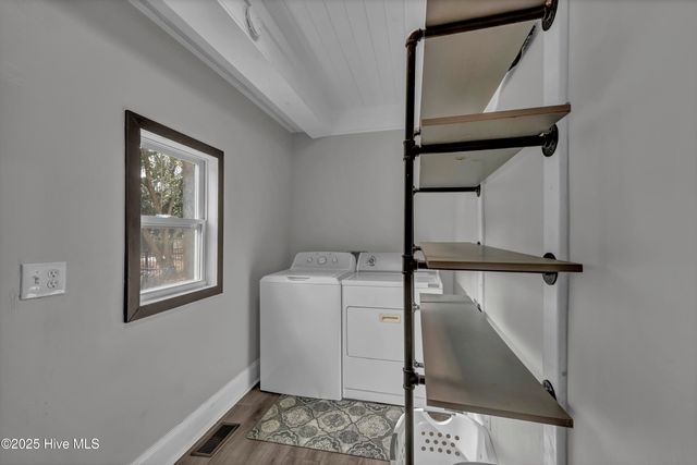 221 N 26th Street, Wilmington, NC 28405