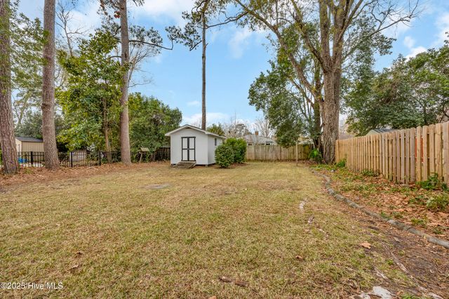 221 N 26th Street, Wilmington, NC 28405