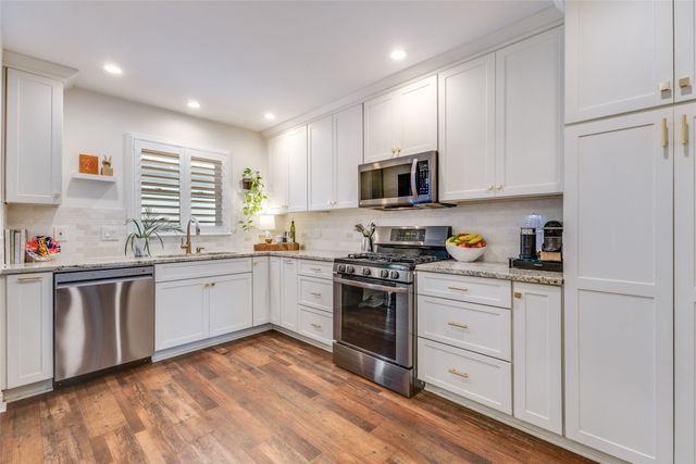 6347 Sudbury Drive, Dallas, TX 75214