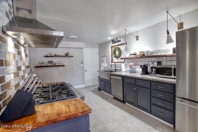 1415 E HARRISON AVE, Coeur D'alene, ID 83814