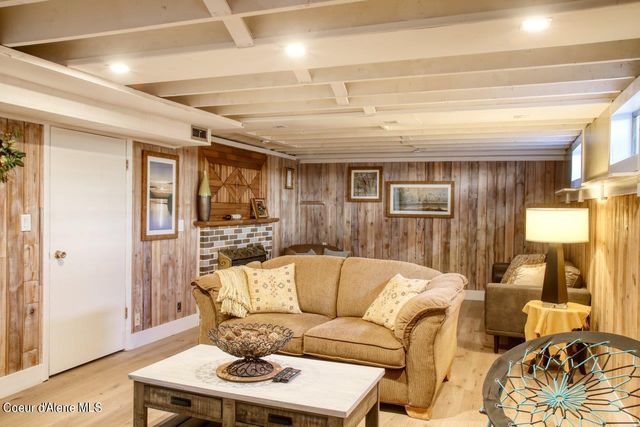 1415 E HARRISON AVE, Coeur D'alene, ID 83814