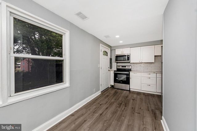 7702 BURNSIDE RD, Landover, MD 20785
