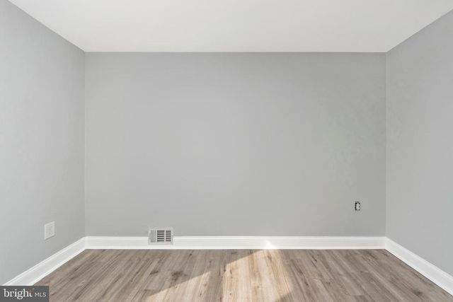 7702 BURNSIDE RD, Landover, MD 20785
