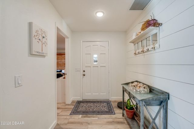 871 Lindenwood Circle E, Ormond Beach, FL 32174