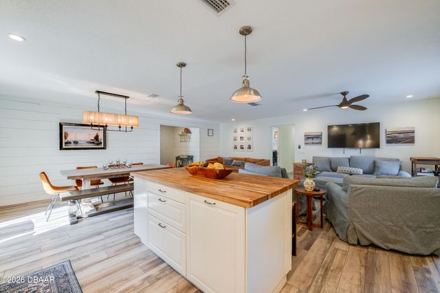 871 Lindenwood Circle E, Ormond Beach, FL 32174