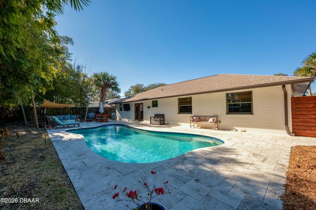 871 Lindenwood Circle E, Ormond Beach, FL 32174