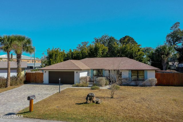 871 Lindenwood Circle E, Ormond Beach, FL 32174