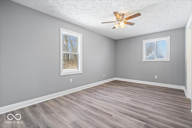 732 W 700 N, Fortville, IN 46040