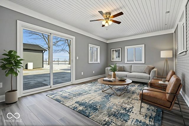 732 W 700 N, Fortville, IN 46040