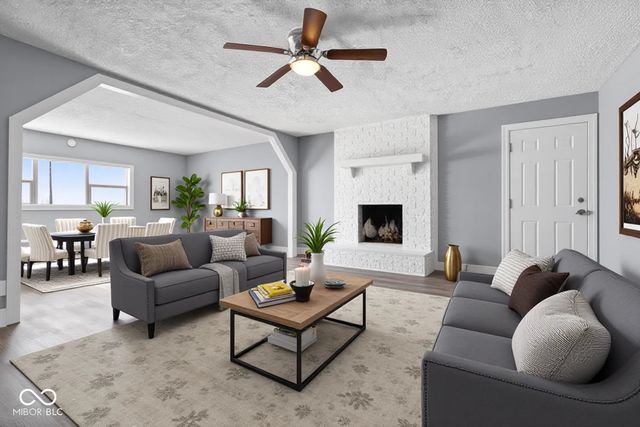 732 W 700 N, Fortville, IN 46040