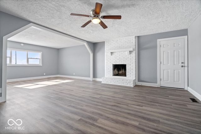 732 W 700 N, Fortville, IN 46040