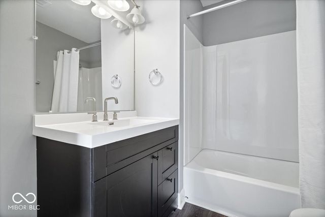 732 W 700 N, Fortville, IN 46040