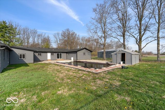 732 W 700 N, Fortville, IN 46040