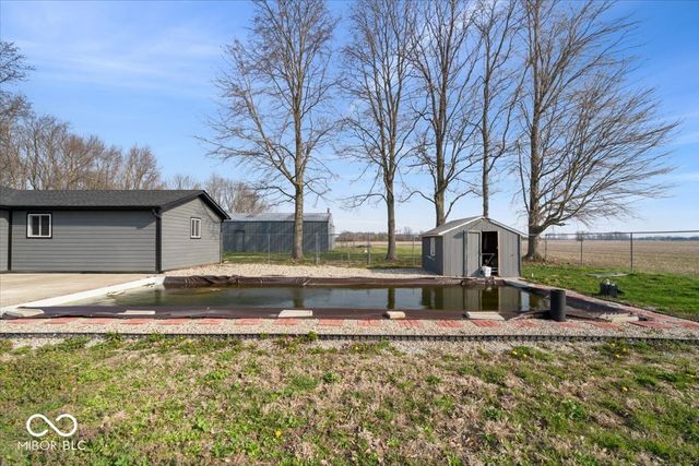 732 W 700 N, Fortville, IN 46040