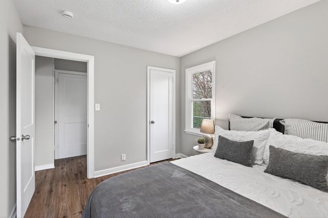 1475 Ivy Avenue E, North Saint Paul, MN 55106