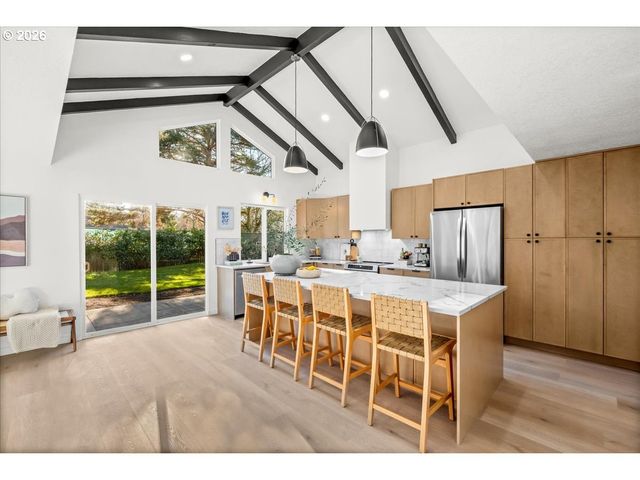 19340 Sw Wright St, Beaverton, OR 97078