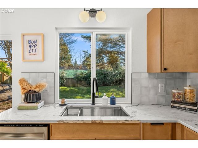 19340 Sw Wright St, Beaverton, OR 97078