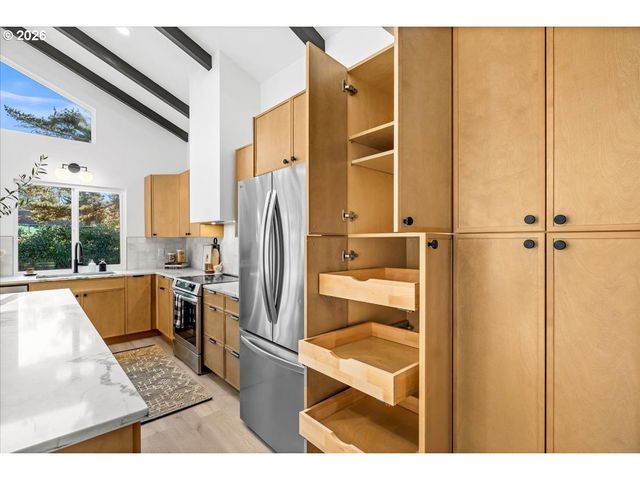 19340 Sw Wright St, Beaverton, OR 97078