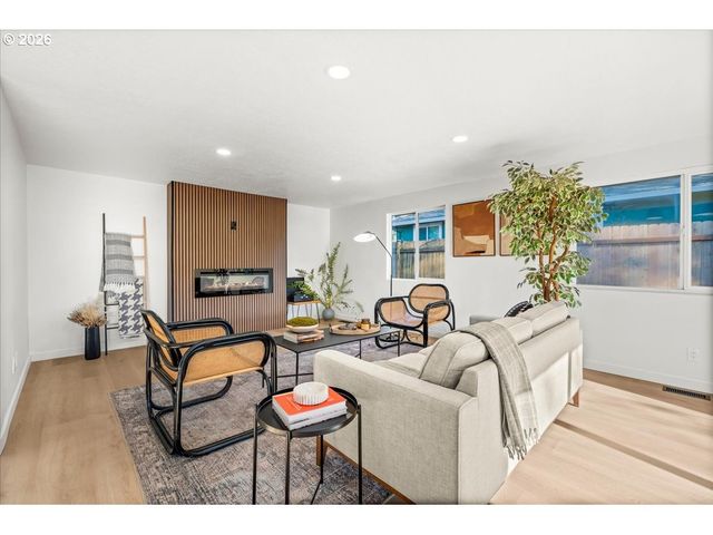 19340 Sw Wright St, Beaverton, OR 97078