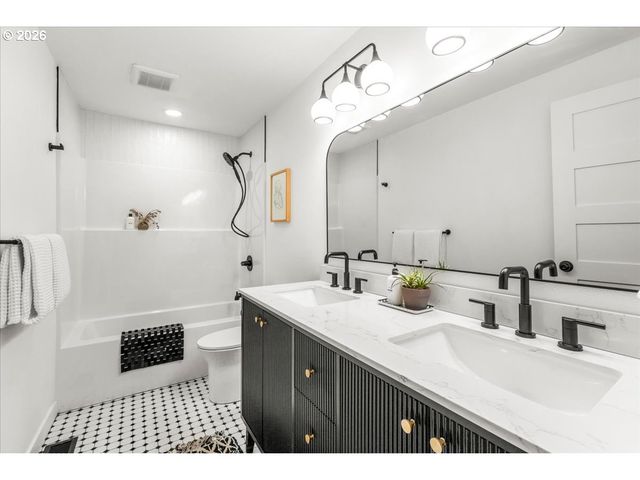 19340 Sw Wright St, Beaverton, OR 97078