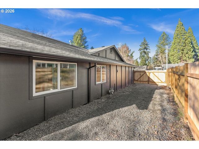 19340 Sw Wright St, Beaverton, OR 97078