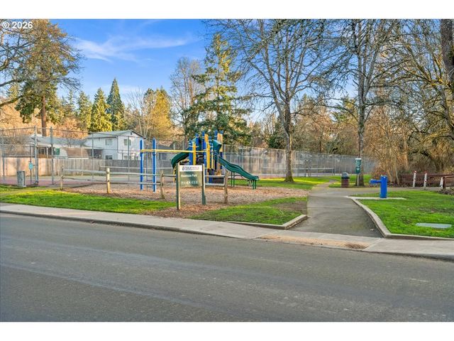 19340 Sw Wright St, Beaverton, OR 97078