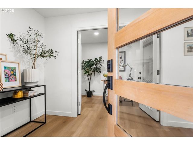 19340 Sw Wright St, Beaverton, OR 97078