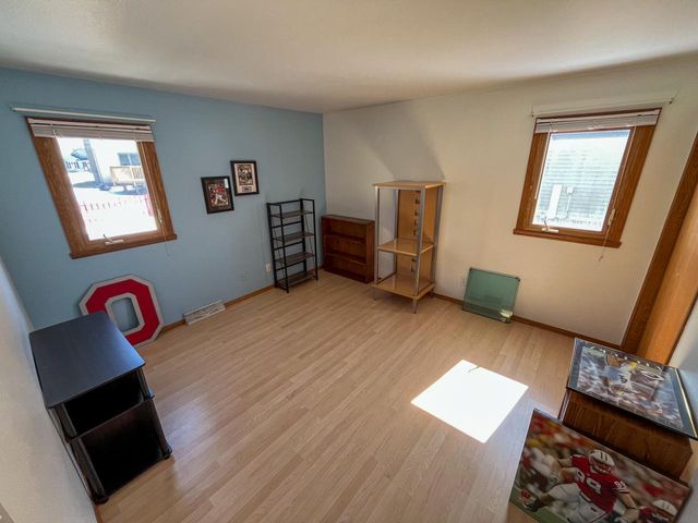 3605 15th AVENUE, South Milwaukee, WI 53172