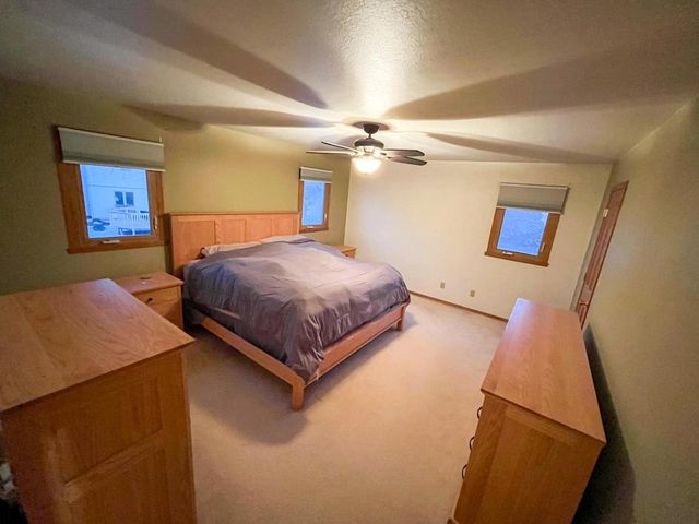 3605 15th AVENUE, South Milwaukee, WI 53172