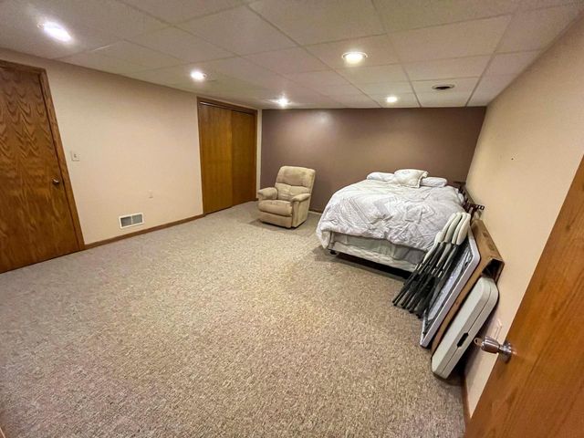 3605 15th AVENUE, South Milwaukee, WI 53172