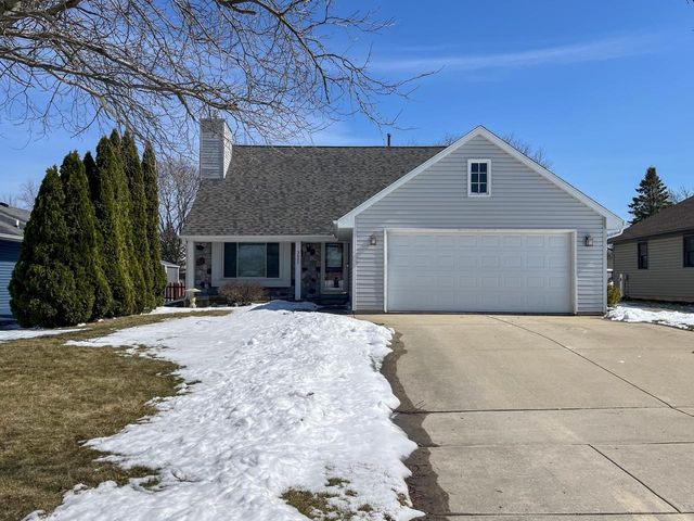 3605 15th AVENUE, South Milwaukee, WI 53172