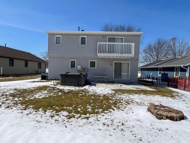 3605 15th AVENUE, South Milwaukee, WI 53172