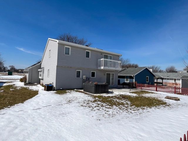 3605 15th AVENUE, South Milwaukee, WI 53172