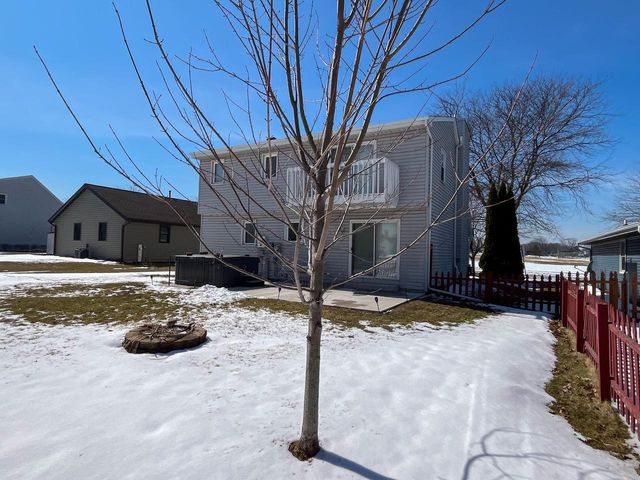 3605 15th AVENUE, South Milwaukee, WI 53172