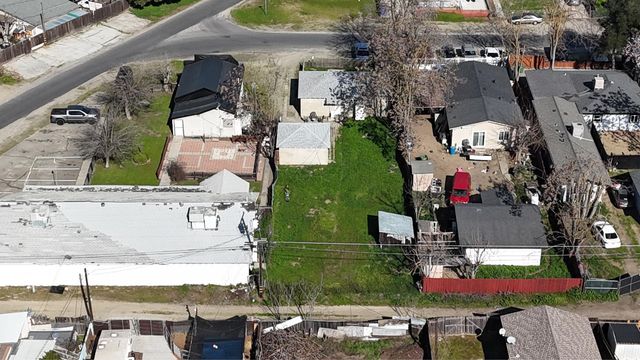 1116 Vito Ave, Modesto, CA 95351