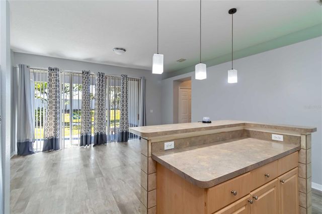 5214 60TH DRIVE E, Bradenton, FL 34203