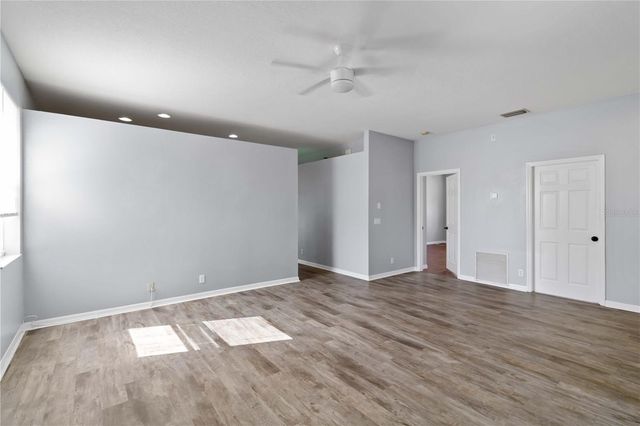 5214 60TH DRIVE E, Bradenton, FL 34203