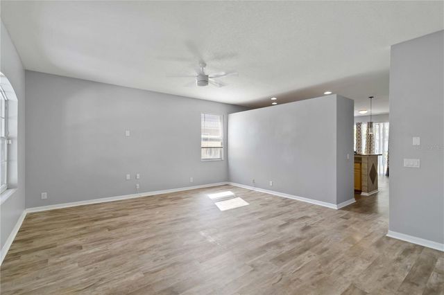 5214 60TH DRIVE E, Bradenton, FL 34203