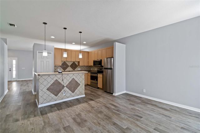 5214 60TH DRIVE E, Bradenton, FL 34203