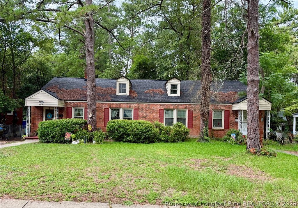 509 Martine Road, Fayetteville, NC 28305 — exterior