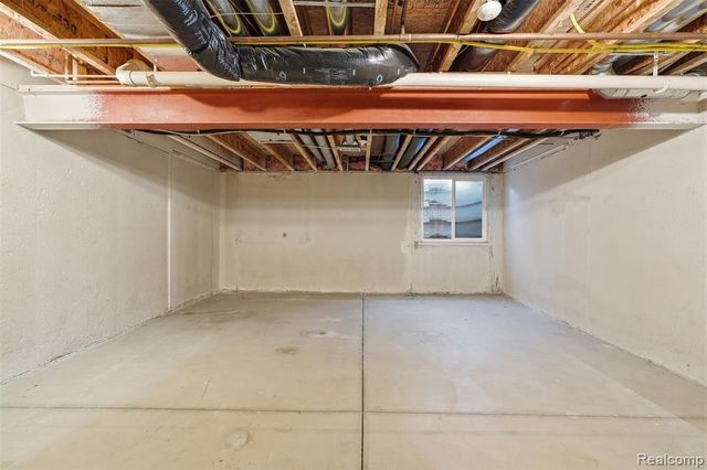 41260 Maplewood Drive 5, Canton, MI 48187