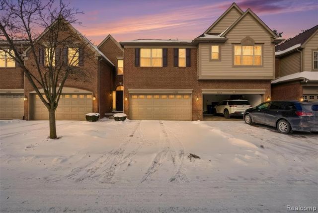 41260 Maplewood Drive 5, Canton, MI 48187