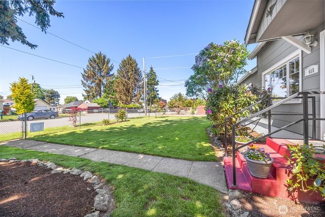 415 N Liberty Street, Port Angeles, WA 98362