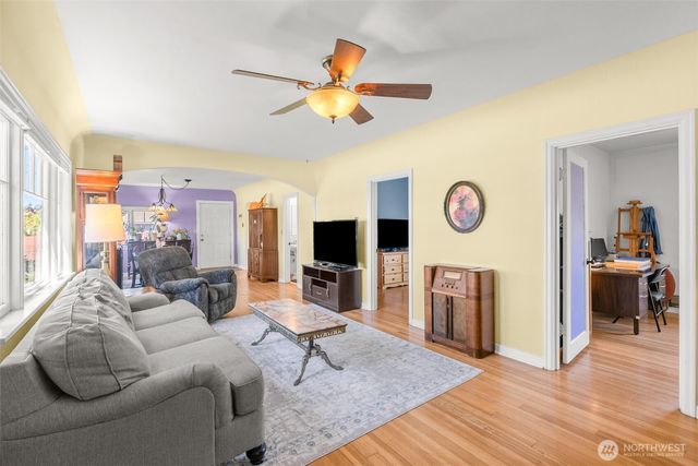 415 N Liberty Street, Port Angeles, WA 98362