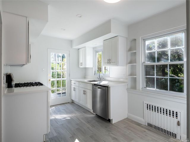 109 Chase Road, Manhasset, NY 11030