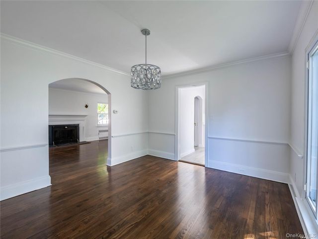 109 Chase Road, Manhasset, NY 11030